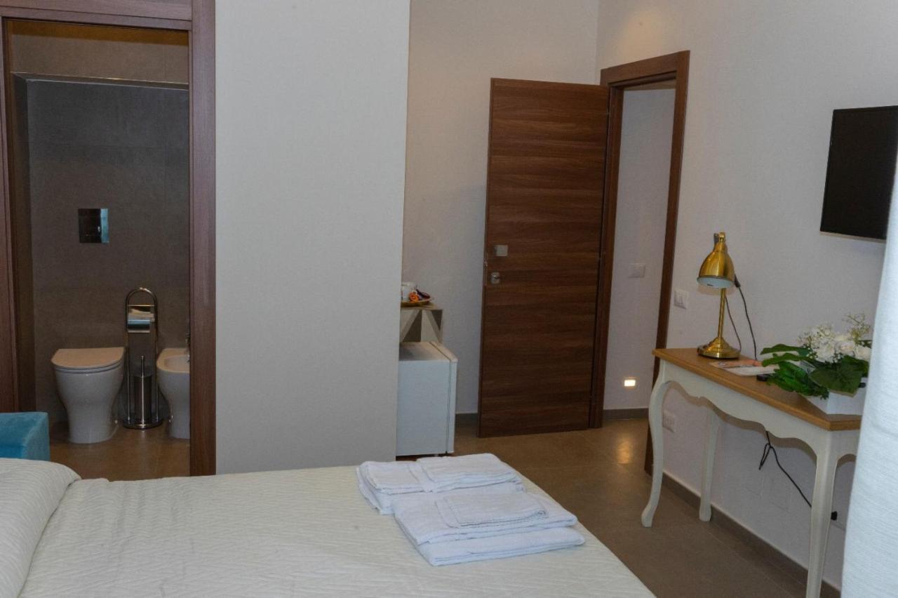 Hotel “A Piazzetta” Neapel Exterior foto